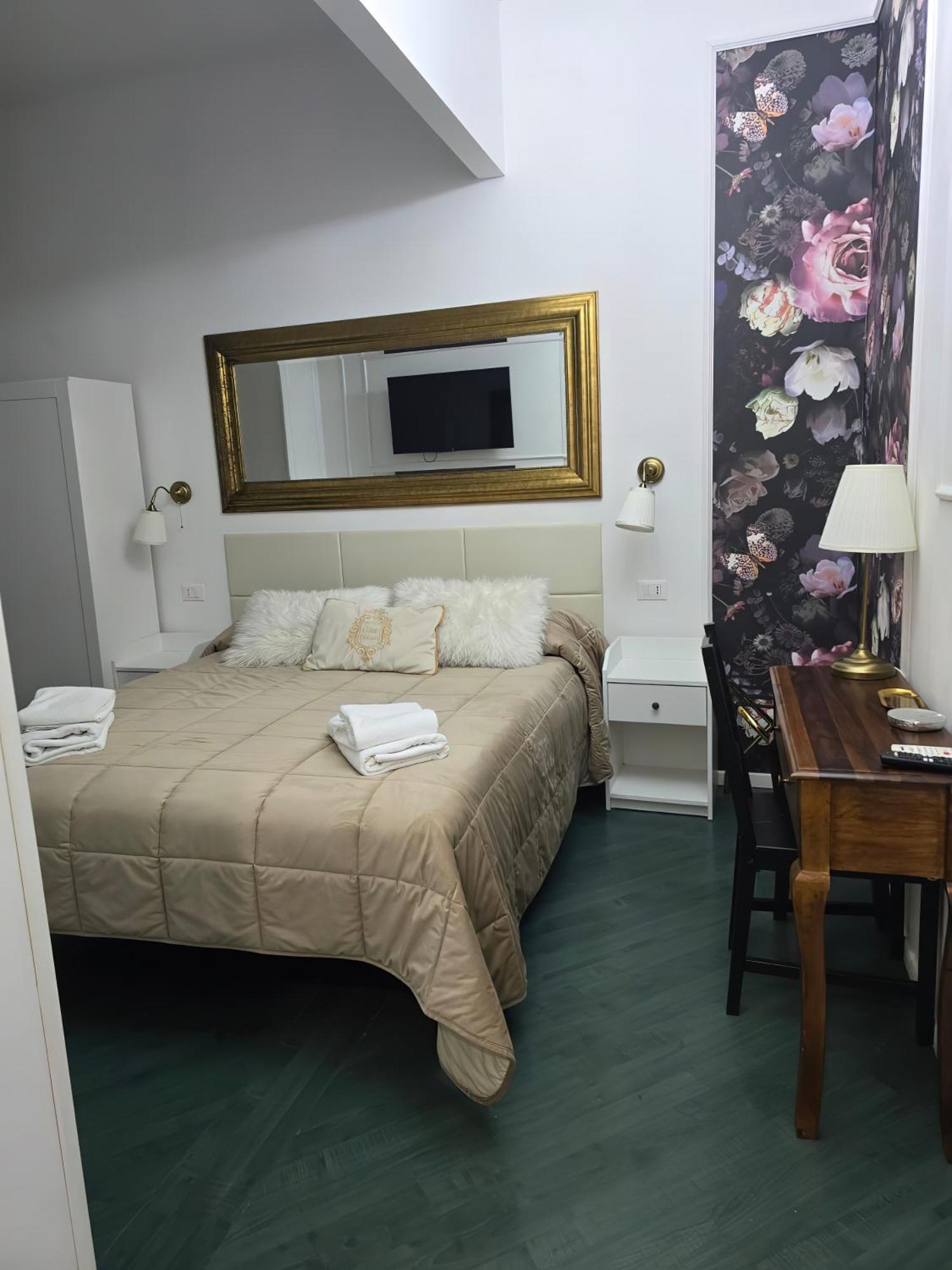 Glint House Roma Hotel Bagian luar foto