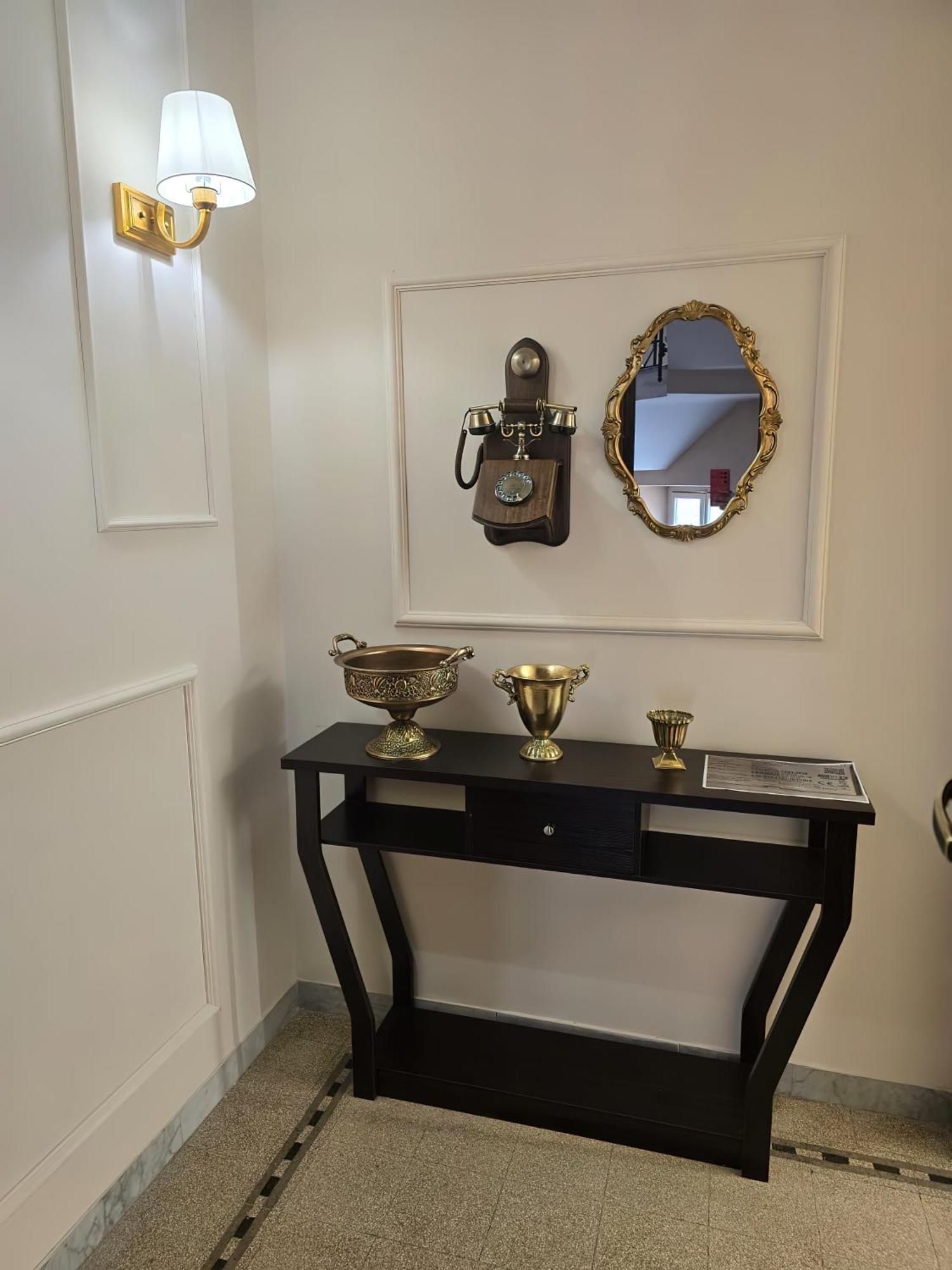 Glint House Roma Hotel Bagian luar foto